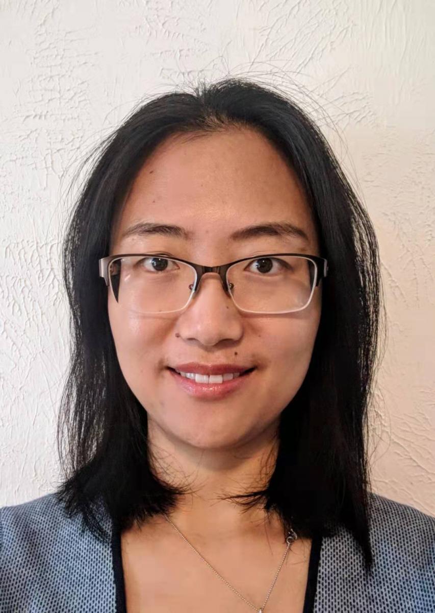 Headshot of Dr. Lingzi Hong